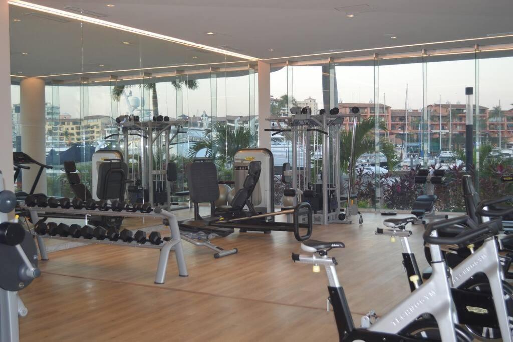 Luxury Condo On The Marina Puerto Vallarta Exterior photo